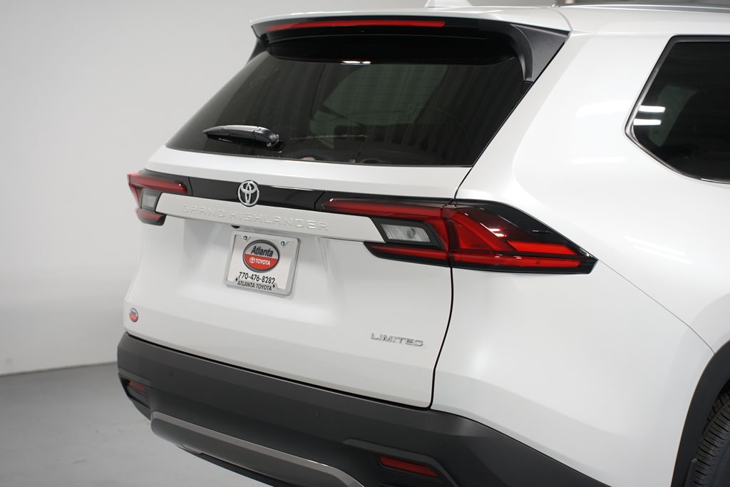 Thumbnail: 2026 Toyota Grand Highlander - 9