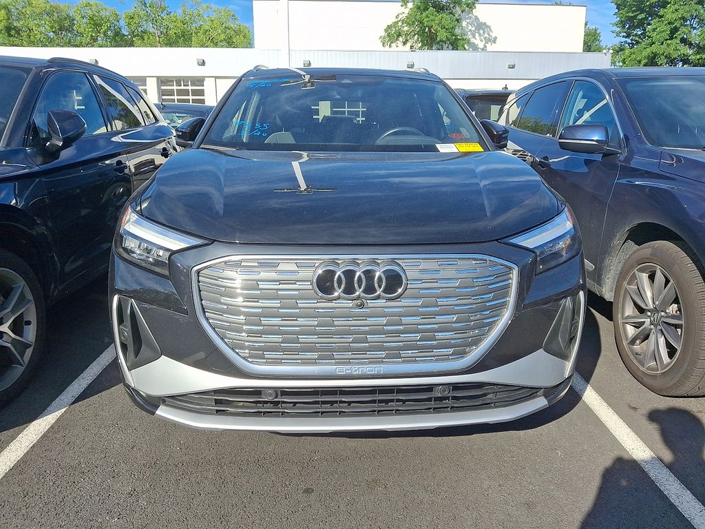 Thumbnail: 2023 Audi Q4 e-tron - 2