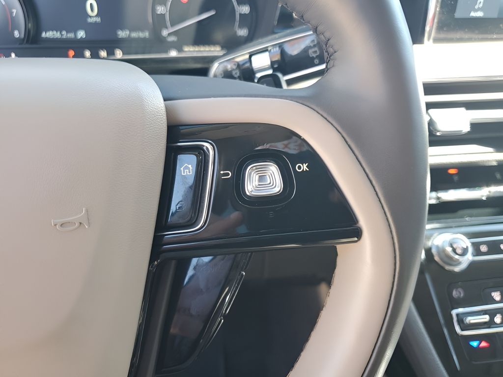 Used Car 2020 Lincoln Corsair  Reserve For Sale Under $30,000 In Austin, Texas