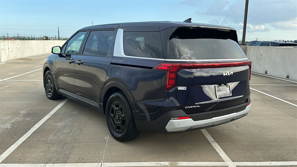 2026 Kia Carnival LXS - 9