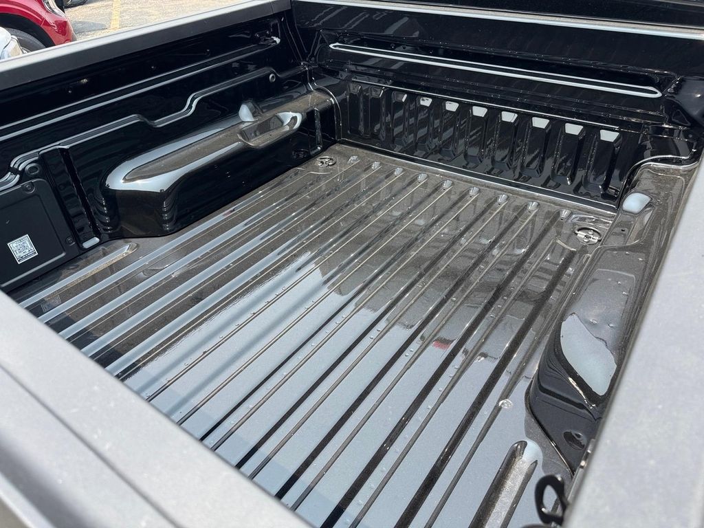 New 2026 Shadow Black Ford XLT image 6