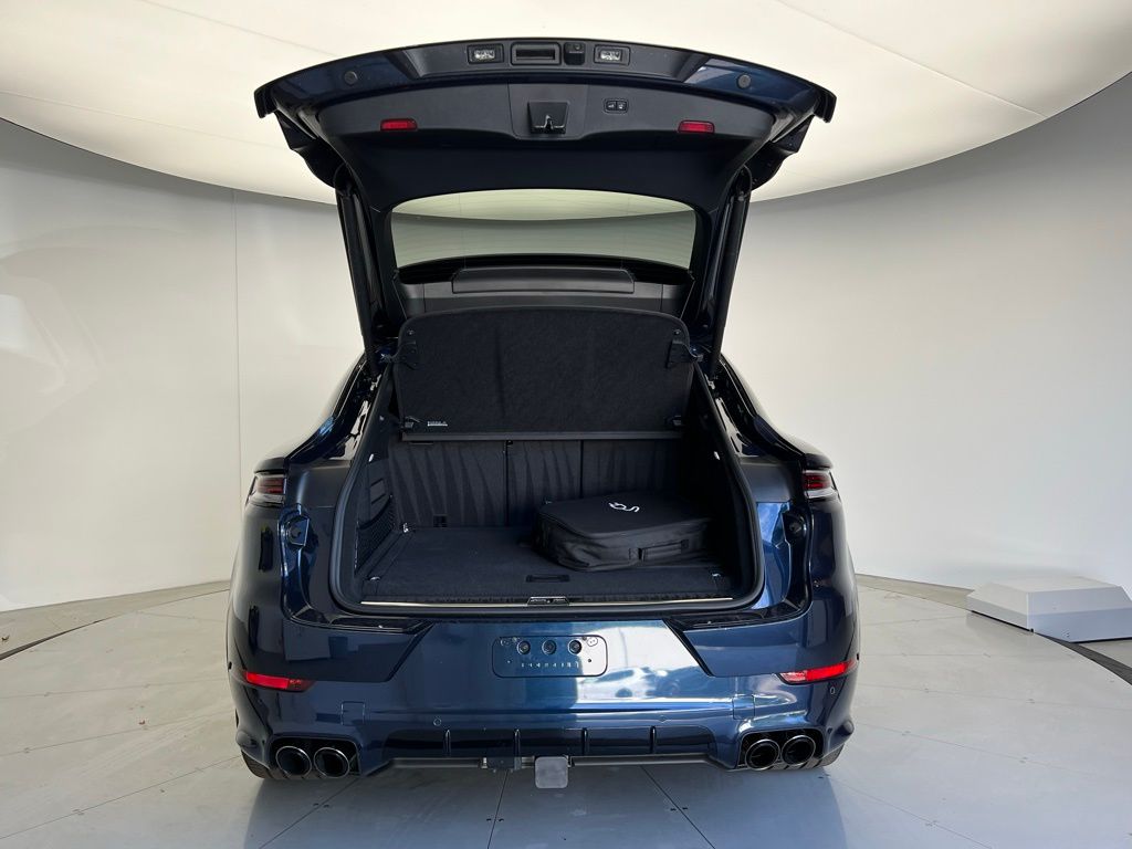 Thumbnail: 2024 Porsche  - 20