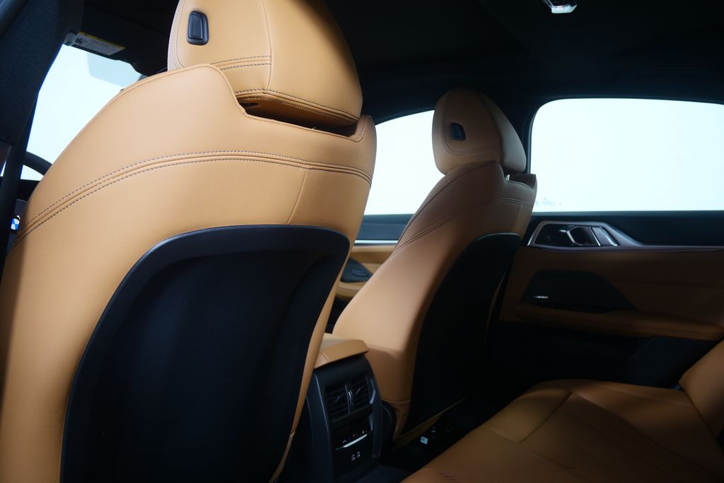 Thumbnail: 2026 BMW 4 Series - 16