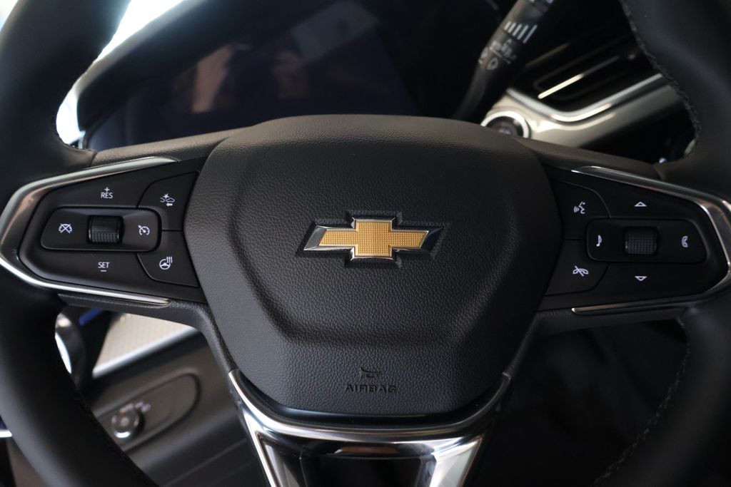 Thumbnail: 2025 Chevrolet Trax - 21