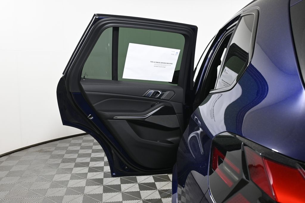 Thumbnail: 2026 BMW X5 - 30