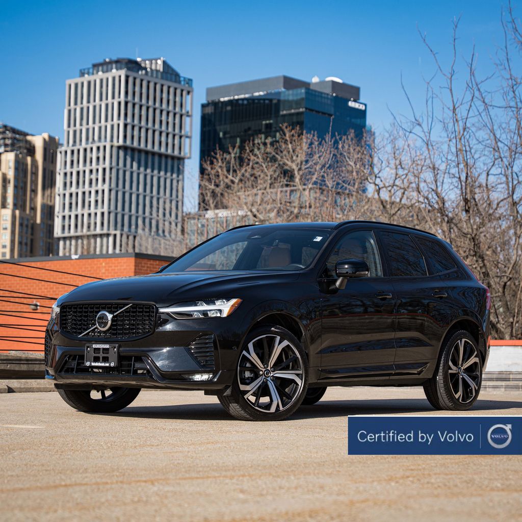 Onyx Black Metallic 2025 Volvo XC60 B5 Ultra Dark Theme AWD SUV / Crossover All-Wheel Drive Automatic