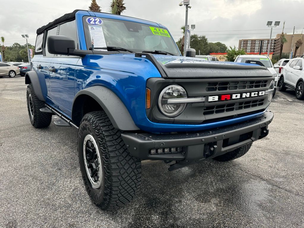 2022 Ford Bronco Black Diamond 10