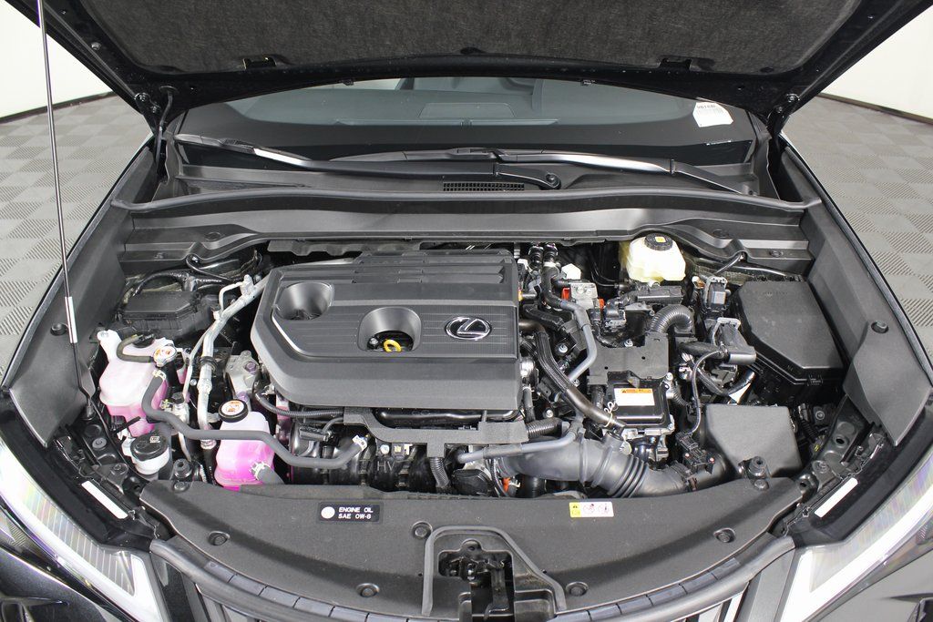 2025 Lexus UX 300h 15