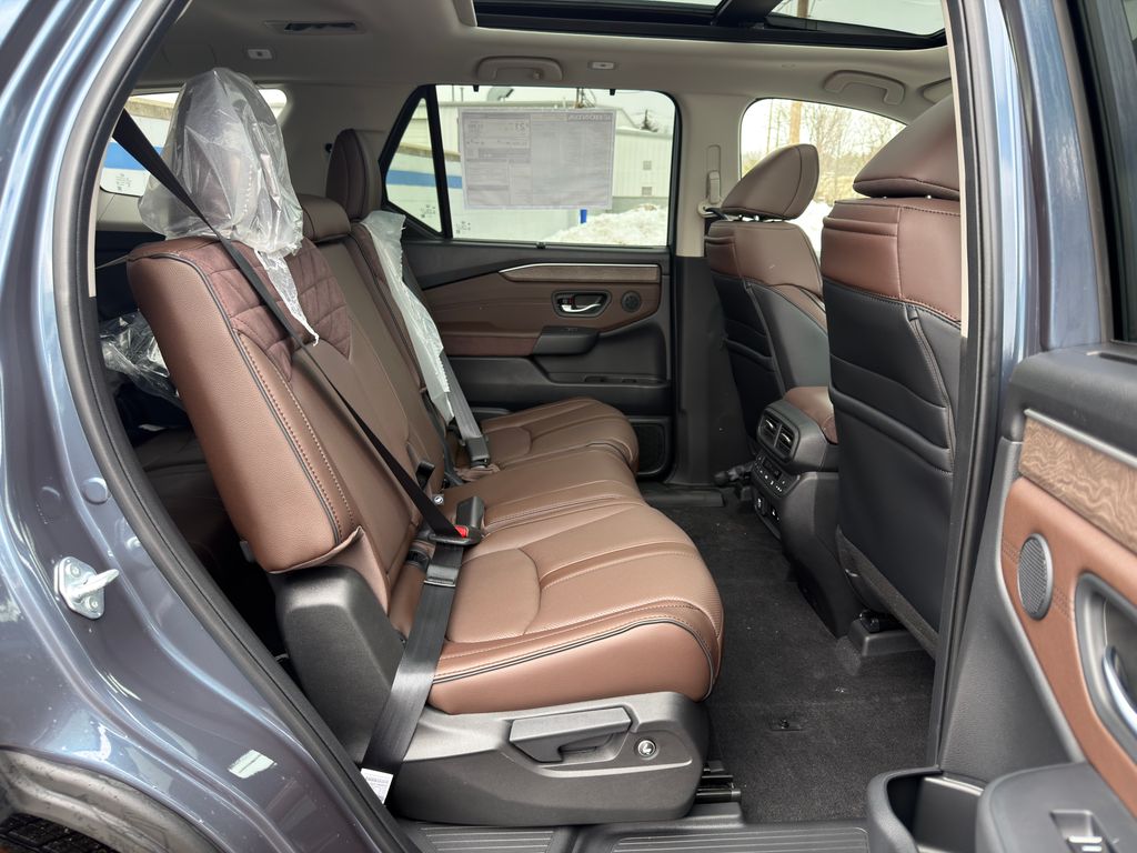 Thumbnail: 2026 Honda Pilot - 25