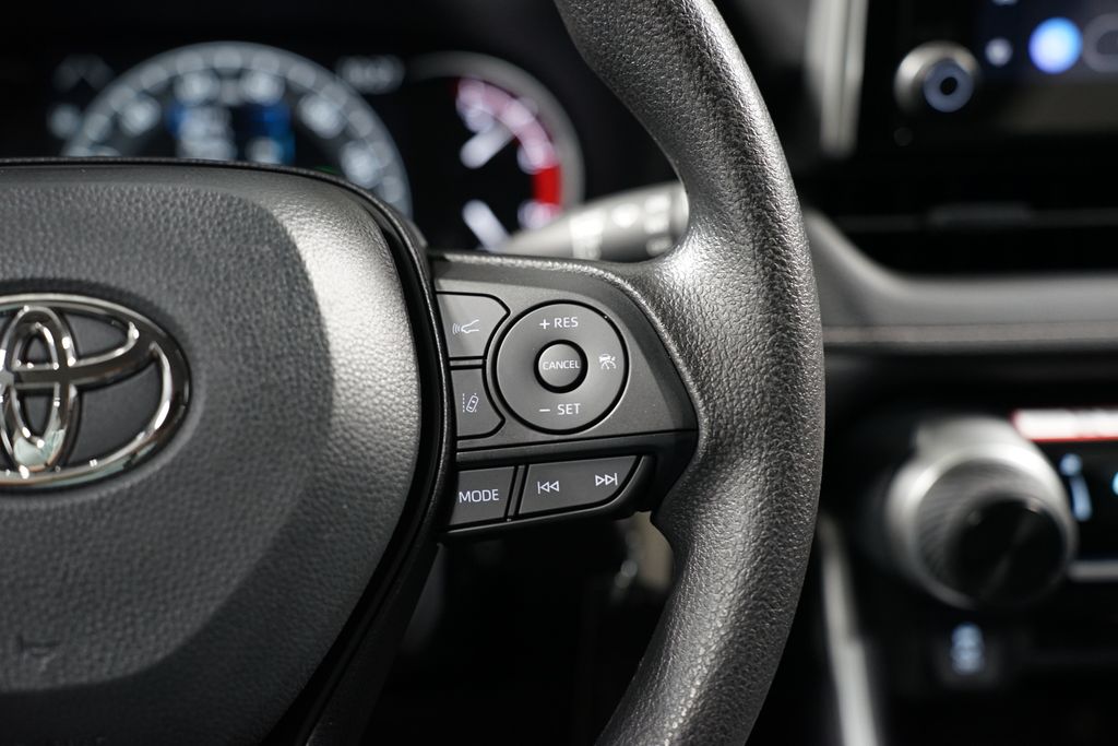 Thumbnail: 2025 Toyota RAV4 - 13