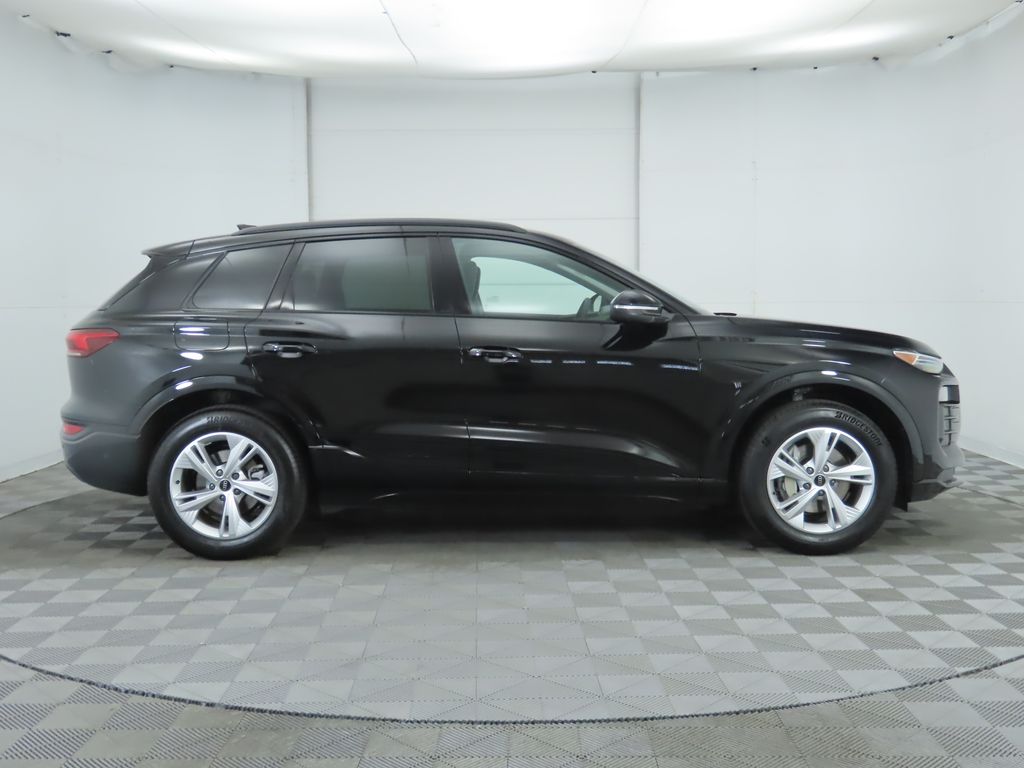 2025 Audi Q6 e-tron Premium 4