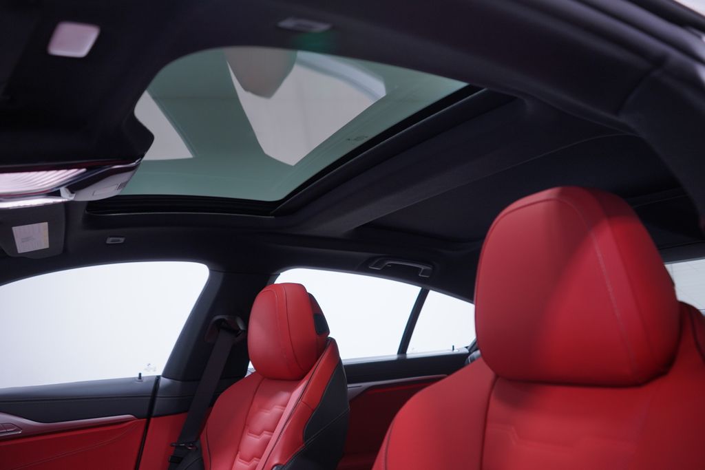 Thumbnail: 2026 BMW 8 Series - 8