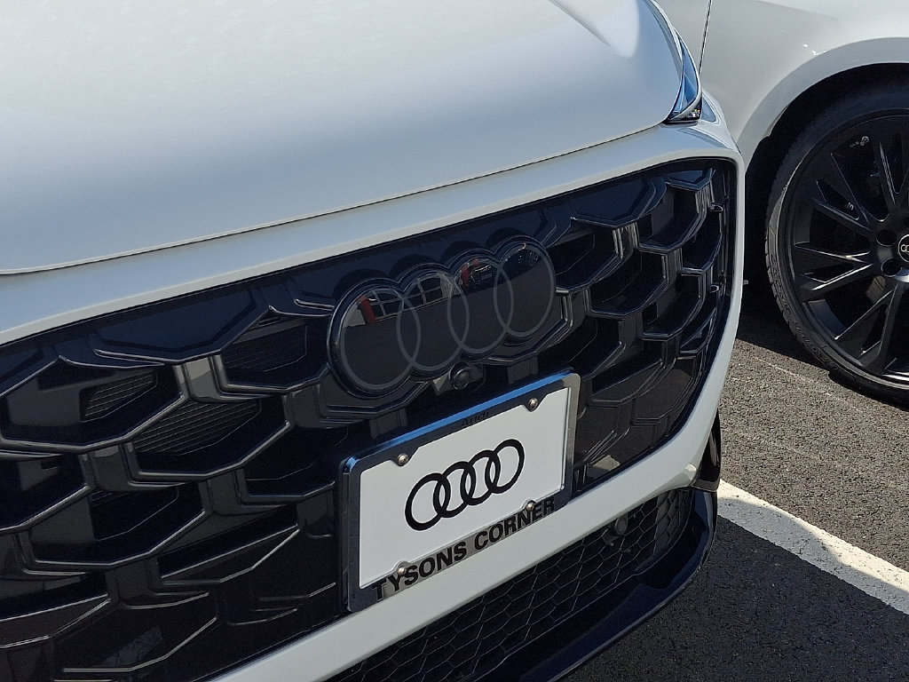Thumbnail: 2026 Audi Q3 - 4