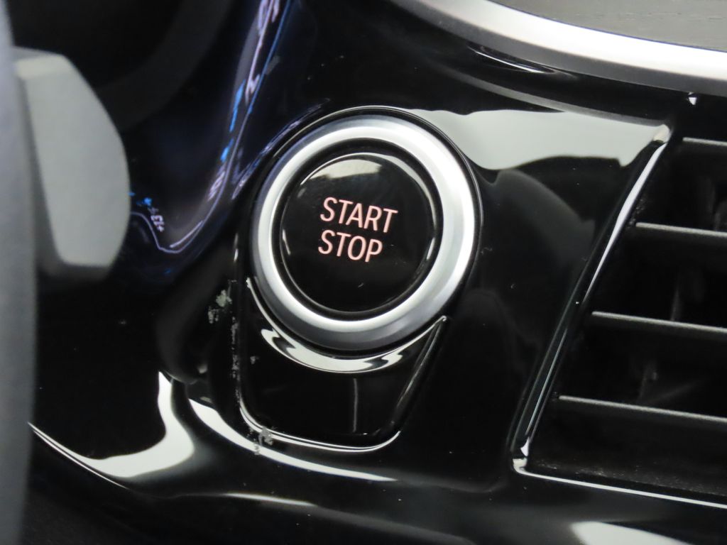 Thumbnail: 2022 BMW 5 Series - 20