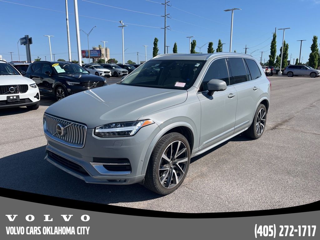 2024 Volvo XC90 B6 Plus 6-Seater Bright theme 4WD's photo