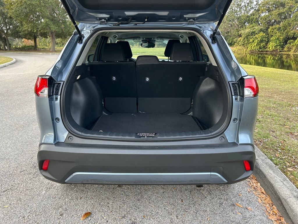 Thumbnail: 2024 Toyota Corolla Cross - 10