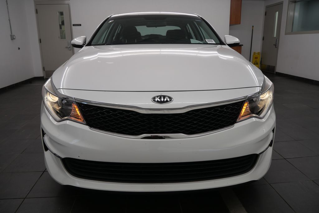 2018 Kia Optima LX 9