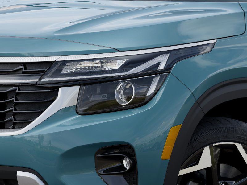 new 2026 Kia Seltos car, priced at $24,124