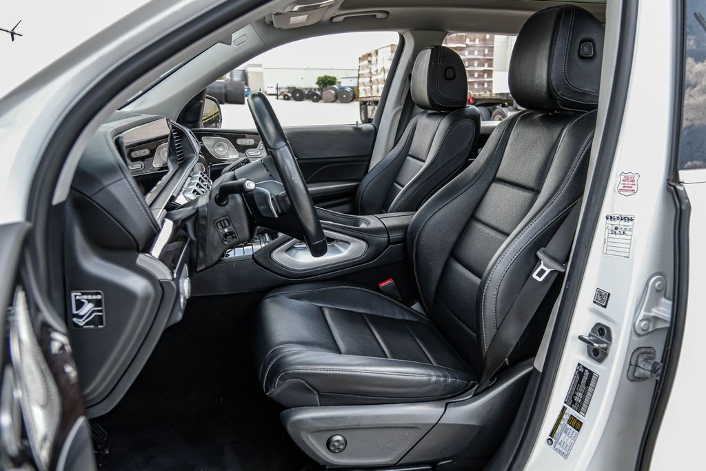 Used 2024 White Mercedes-Benz GLS 450 image 53