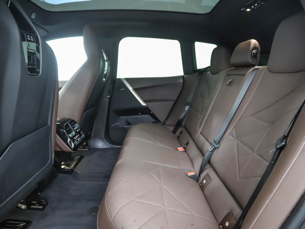 2023 BMW iX xDrive50 21
