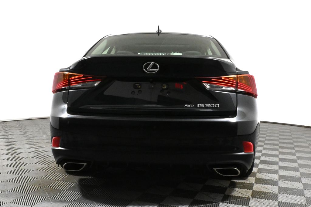 Thumbnail: 2020 Lexus IS - 6