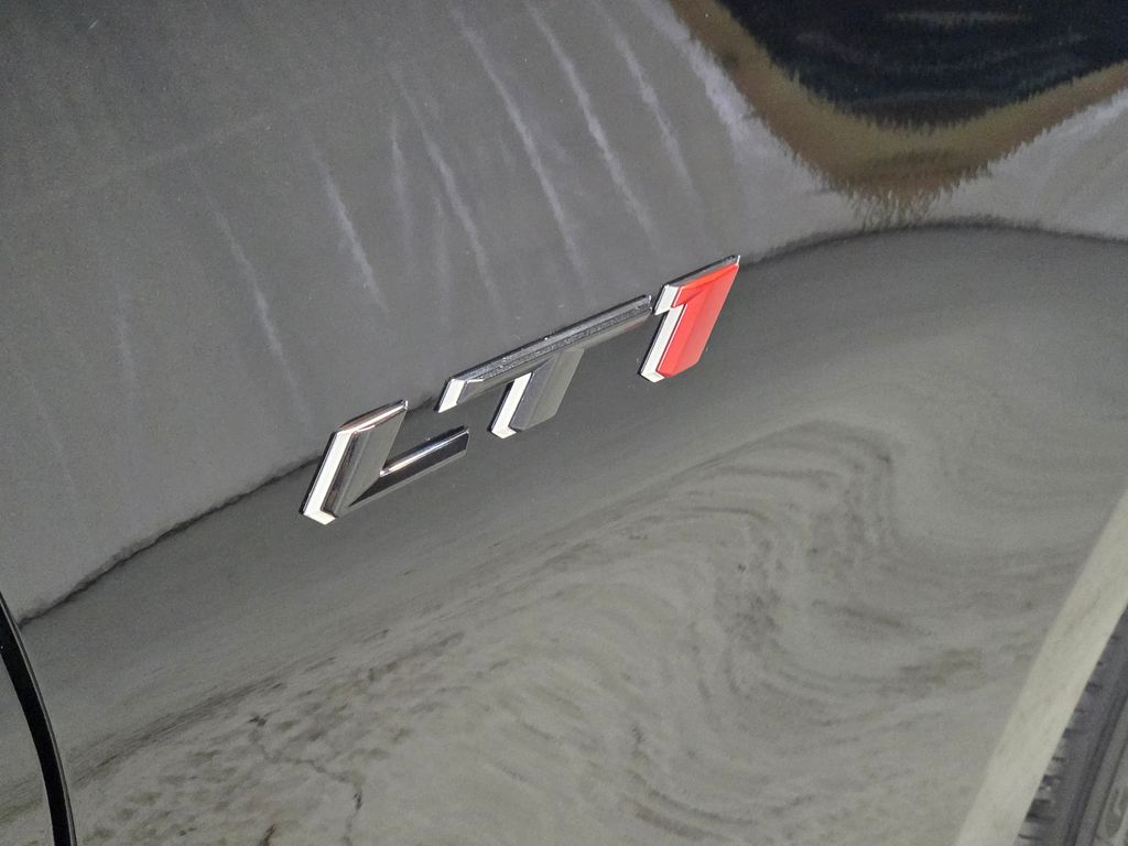 2023 Chevrolet Camaro LT1 photo