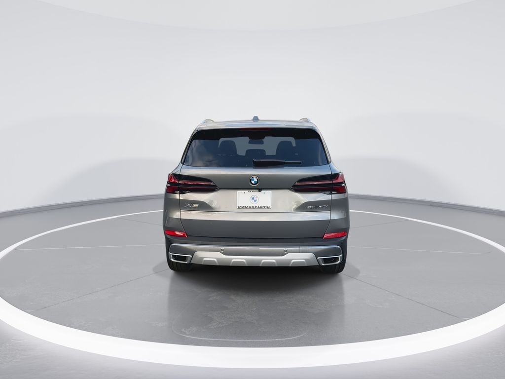 Thumbnail: 2026 BMW X5 - 7