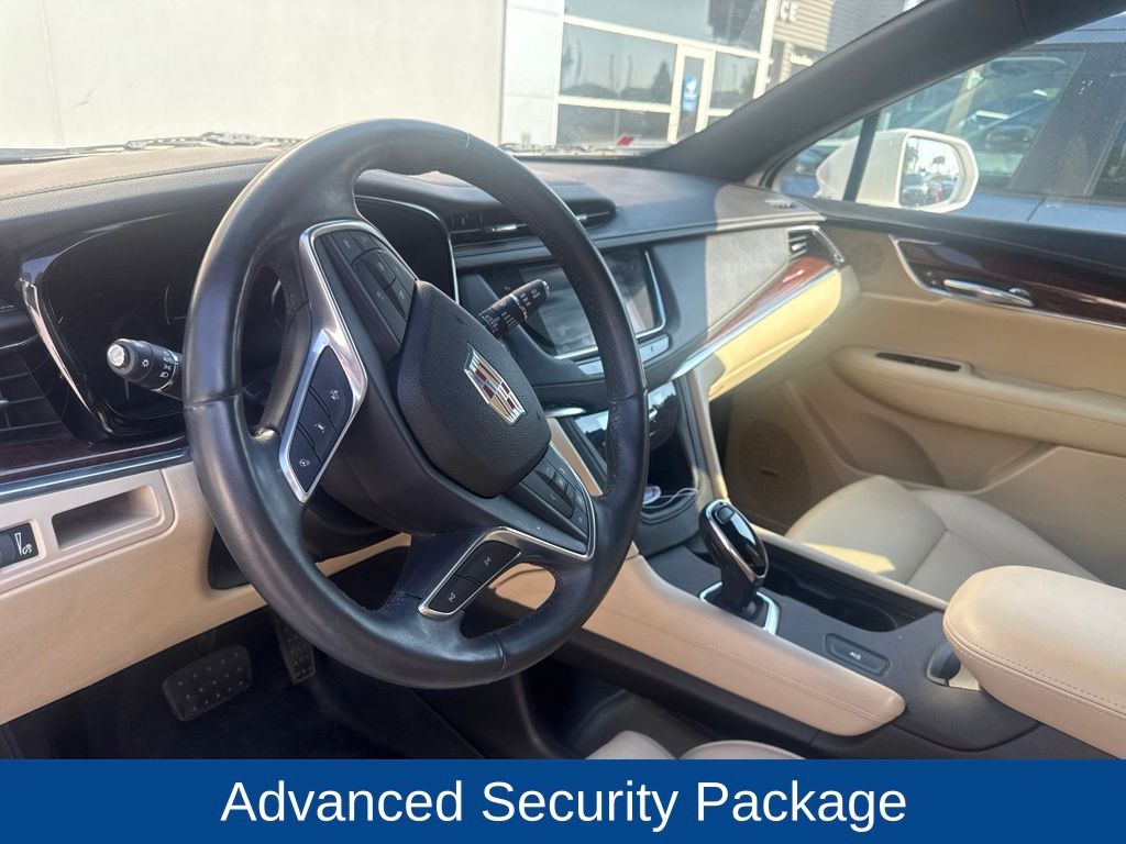 2017 Cadillac XT5 Luxury