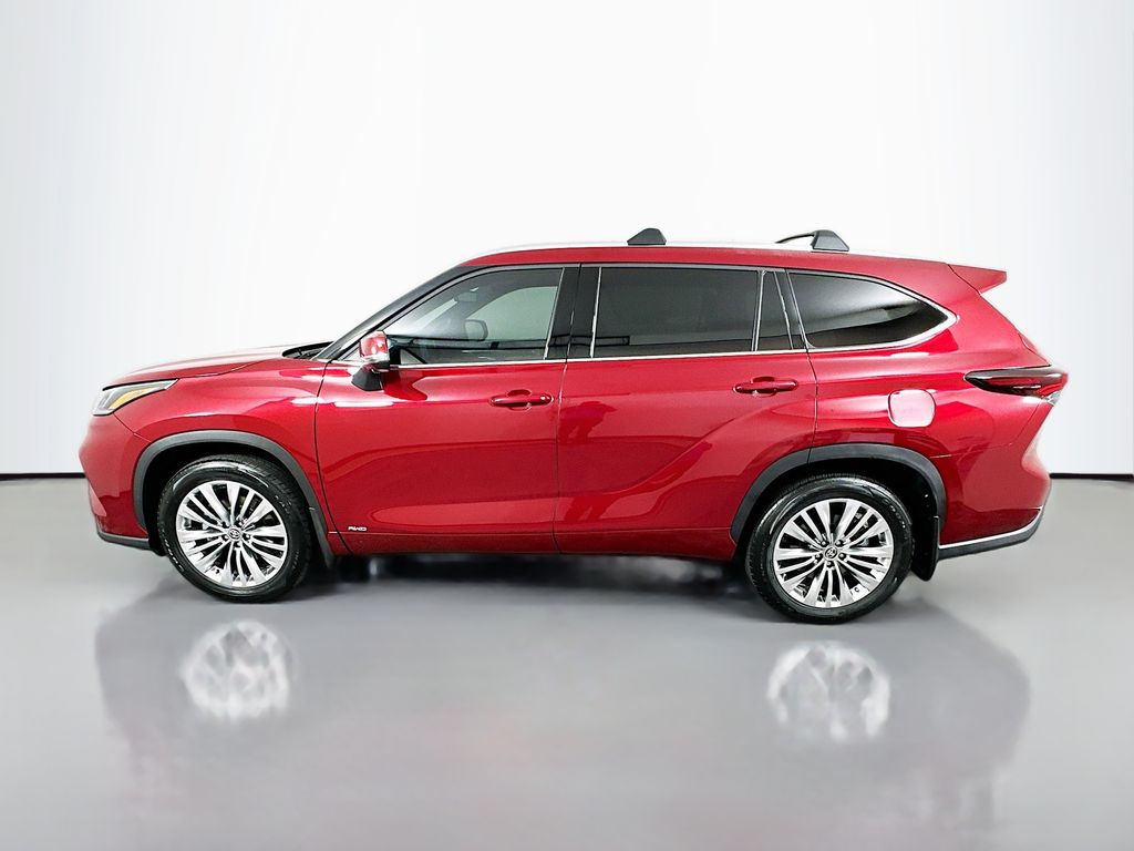 Thumbnail: 2026 Toyota Highlander - 8
