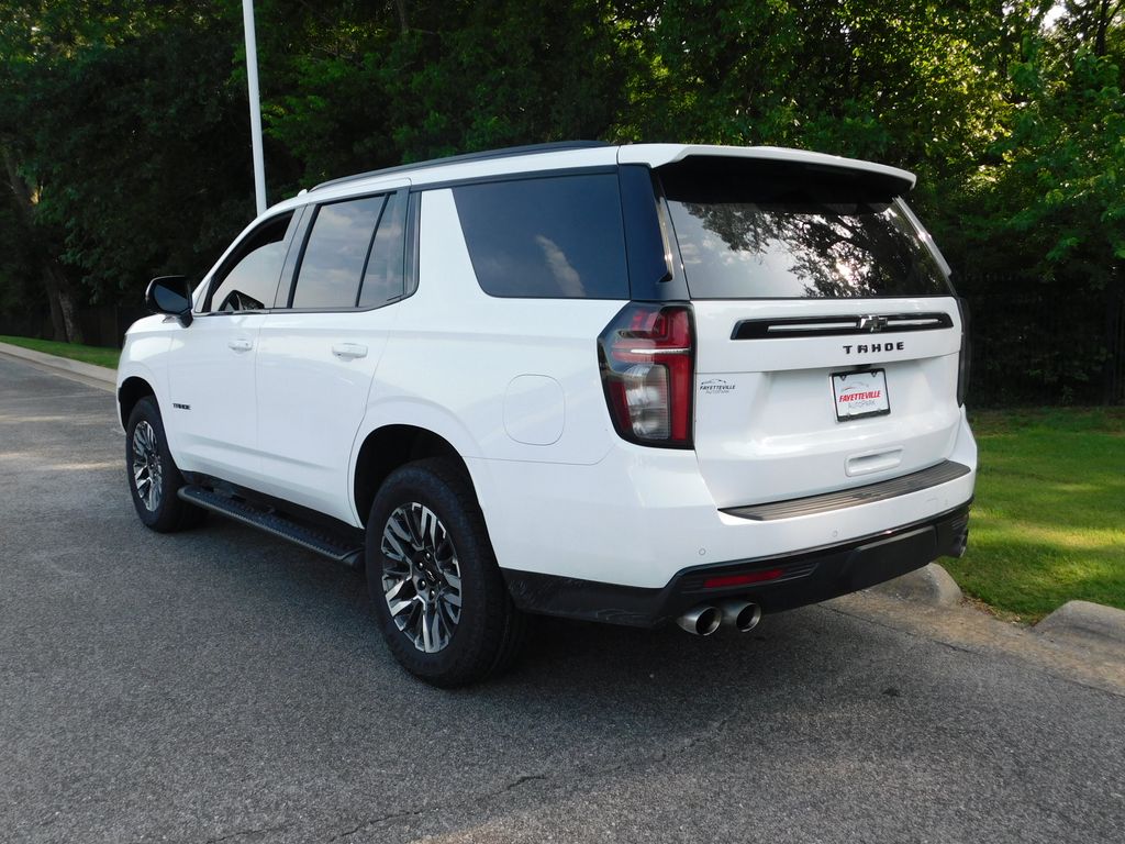 Thumbnail: 2023 Chevrolet Tahoe - 10
