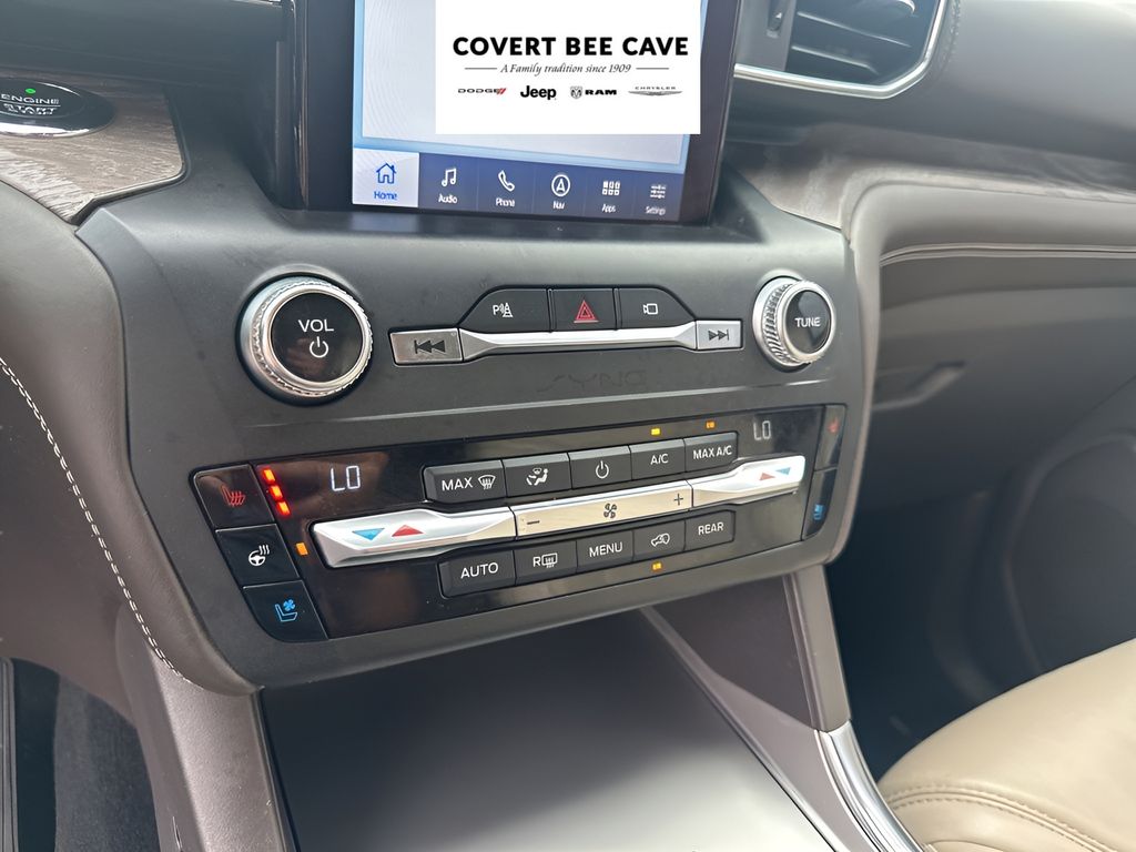 Used Car 2020 Ford Explorer  Platinum For Sale Under $25,000 In Austin, Texas