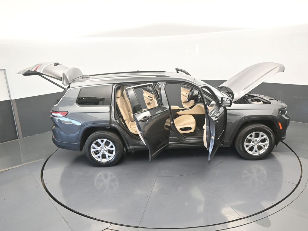 Used 2023 Baltic Gray Metallic Clearcoat Jeep Limited image 77