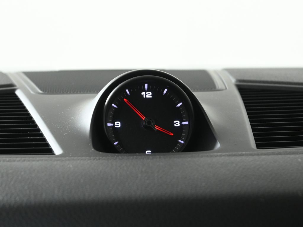 Thumbnail: 2022 Porsche Cayenne - 22