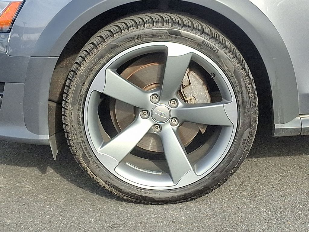 Thumbnail: 2014 Audi Allroad - 8