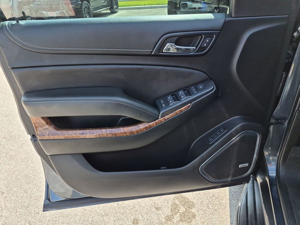 Used Car 2019 Chevrolet Suburban  Premier For Sale Under $30,000 In Austin, Texas