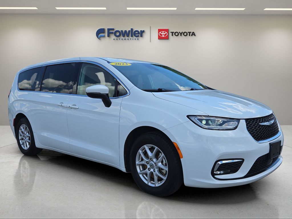 2023 Chrysler Pacifica