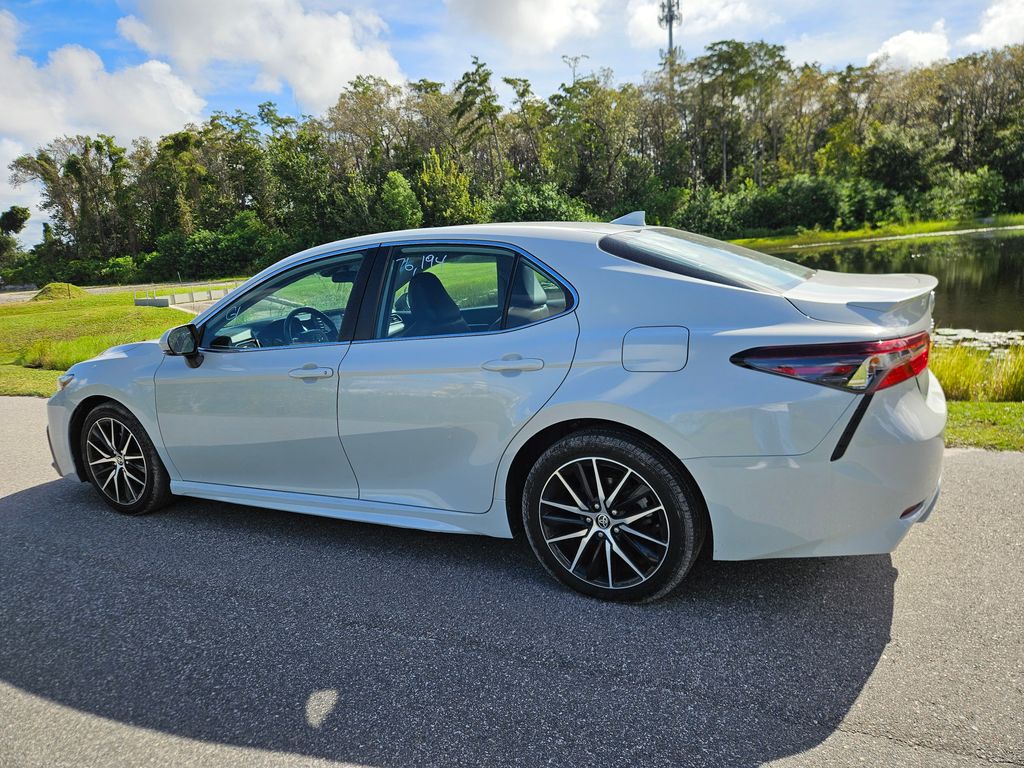 Thumbnail: 2022 Toyota Camry - 3