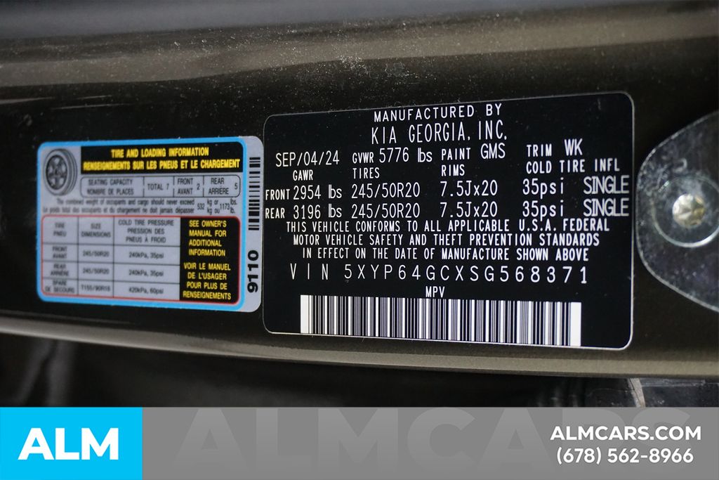 Used 2025 Green Kia S image 64