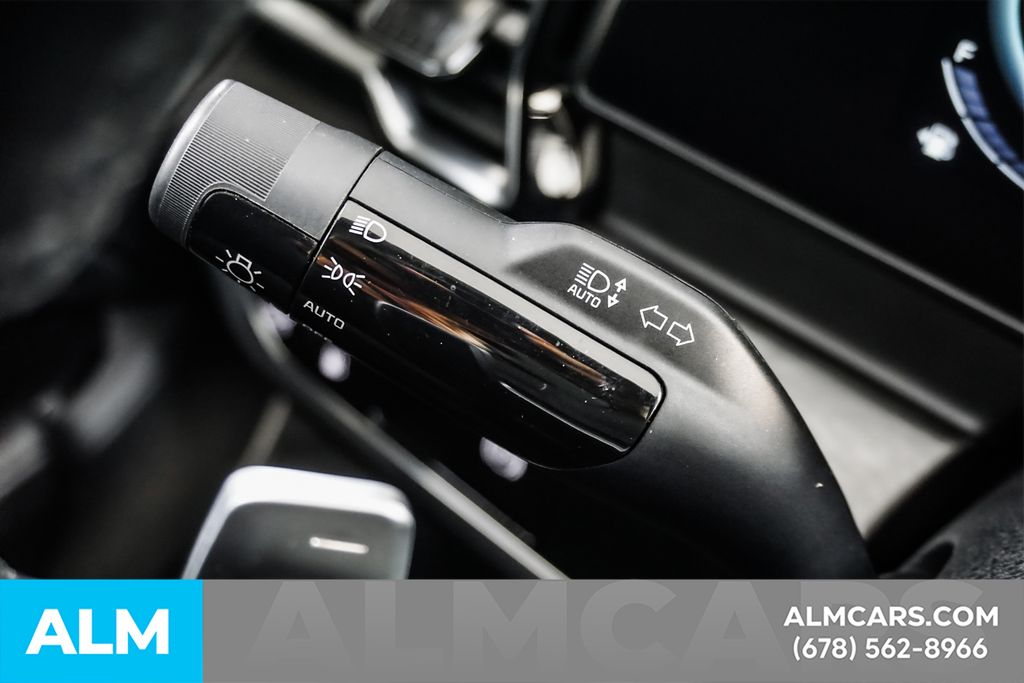 Used 2025 Black Kia X-Line image 31