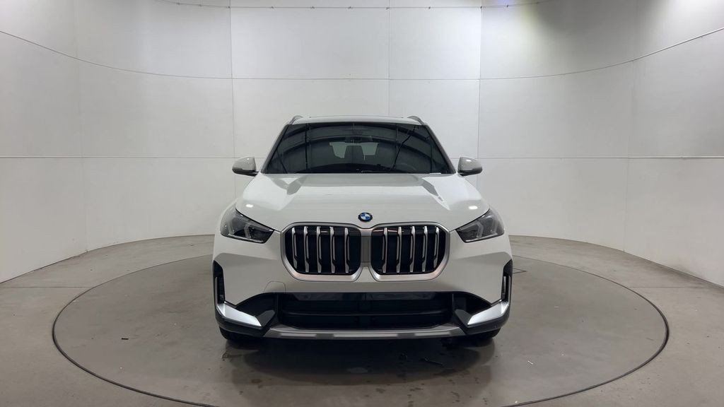 Thumbnail: 2025 BMW X1 - 3
