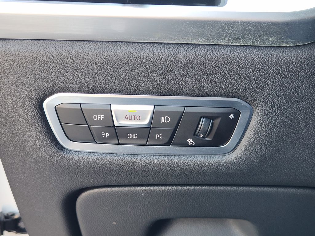 2023 BMW X7 xDrive40i White at Bayway Cadillac of The Woodlands