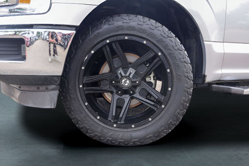 Used Car 2019 Ford F-150  Xlt For Sale Under $25,000 In Austin, Texas