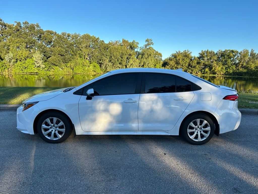 Thumbnail: 2025 Toyota Corolla - 2