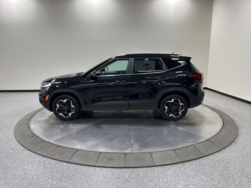 used 2024 Kia Seltos car, priced at $24,957