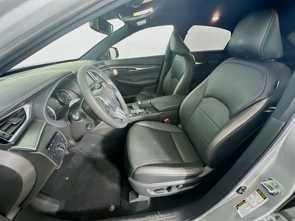 2022 INFINITI QX55 Essential 22