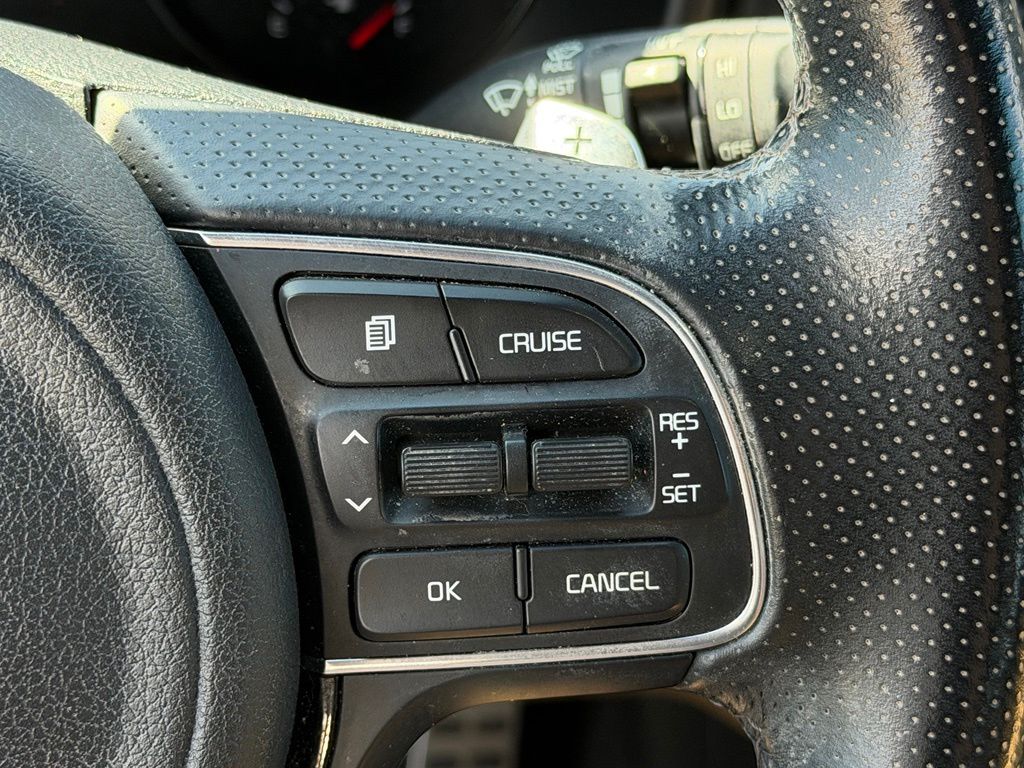 Used 2018 Brown Kia SX image 16