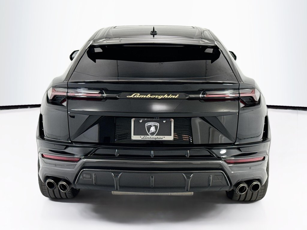 Thumbnail: 2023 Lamborghini Urus - 6