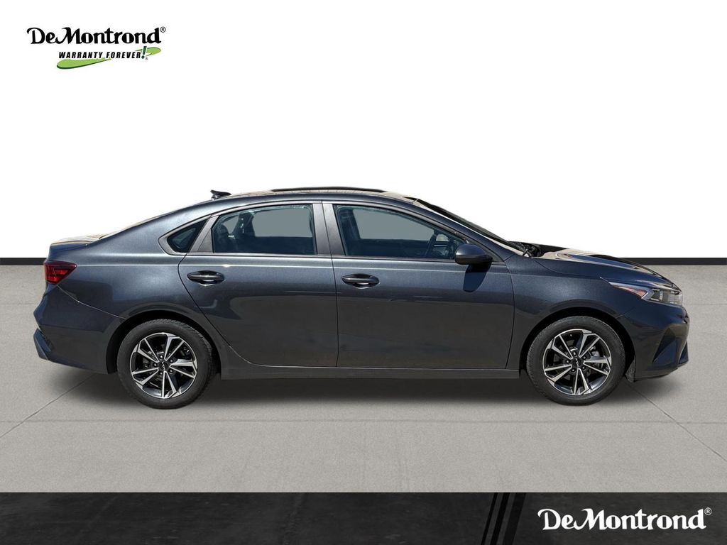 2024 Kia Forte LXS - 3