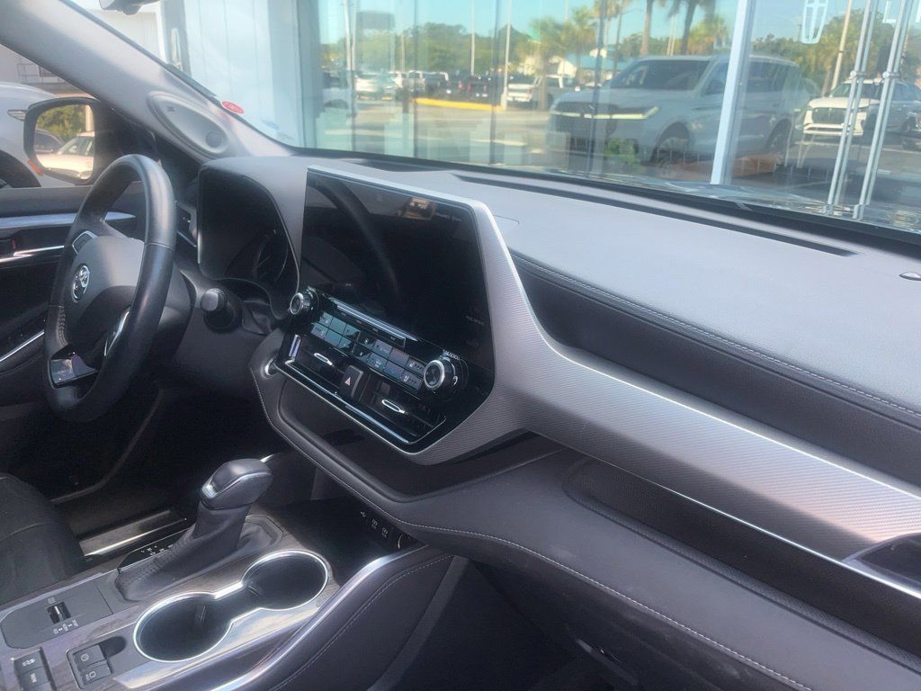 2020 Toyota Highlander Platinum