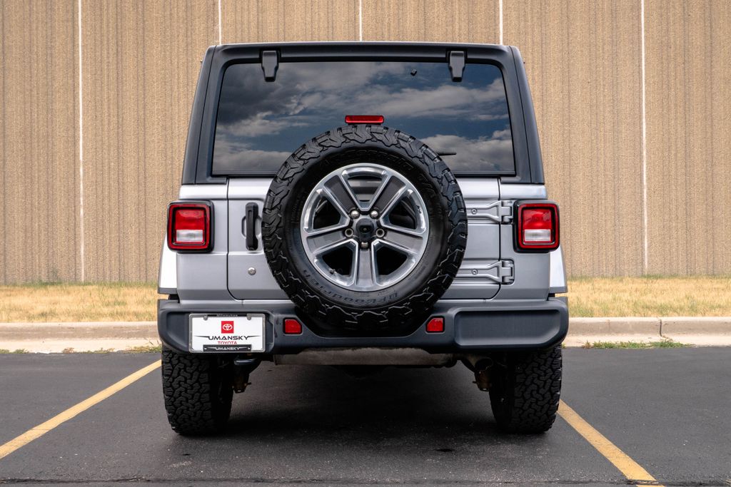 Used 2018 Jeep Wrangler SUV